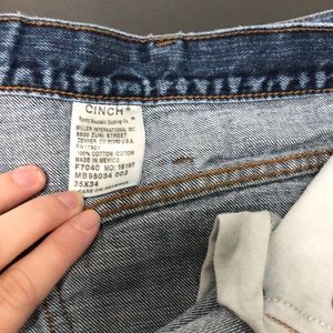 Men’s Cinch silver label jeans